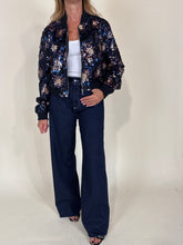 Carica l&#39;immagine nel visualizzatore di Gallery, Denim Debby | Indigo Raw
