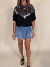 Carica l'immagine nel visualizzatore di Gallery, T-shirt Paillettes | Più colori.
