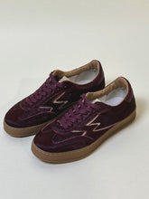 Load image into Gallery viewer, Sneakers Cavallino Bordeaux
