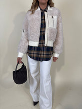 Carica l&#39;immagine nel visualizzatore di Gallery, Ecopelliccia Romane | Panna
