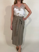 Carica l'immagine nel visualizzatore di Gallery, Gonna Safari | Più colori
