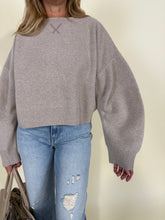 Carica l&#39;immagine nel visualizzatore di Gallery, Maglia basic Ali I Più colori
