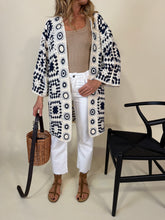 Carica l'immagine nel visualizzatore di Gallery, Cardigan Crochet Midi | Blue
