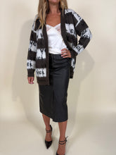 Load image into Gallery viewer, Cardigan long I a righe
