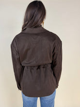 Load image into Gallery viewer, Camicia moro in effetto scamosciato

