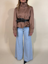 Carica l'immagine nel visualizzatore di Gallery, Chiodo Puff | Camel &amp; Cotone
