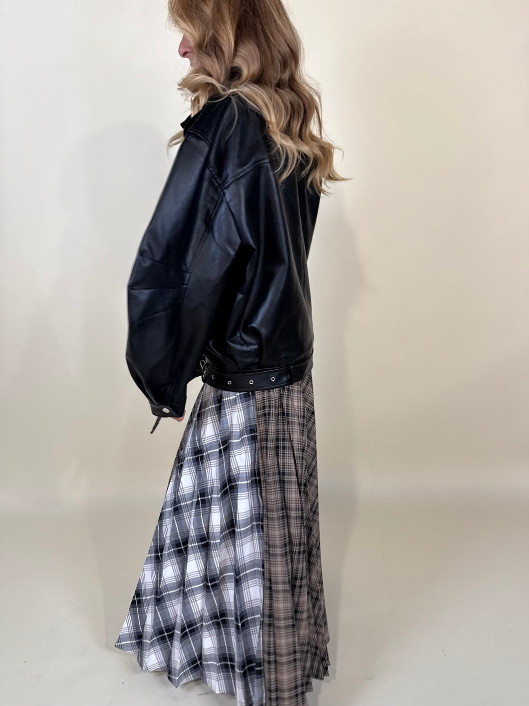 Chiodo Banana | Black