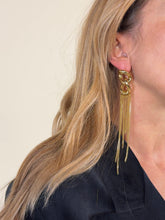 Carica l'immagine nel visualizzatore di Gallery, Orecchini Christy
