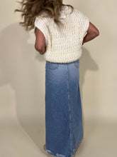 Load image into Gallery viewer, Gilet Wool Handmade
