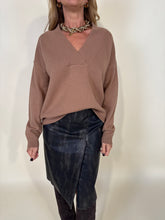 Carica l&#39;immagine nel visualizzatore di Gallery, Maglia Camel | 100% lana

