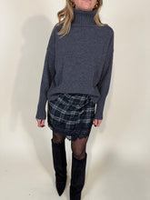 Carica l&#39;immagine nel visualizzatore di Gallery, Gonna mini in check I Pizzo
