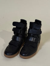 Carica l&#39;immagine nel visualizzatore di Gallery, Stivaletto Isabel | Black &amp; Moro
