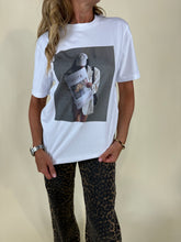 Carica l&#39;immagine nel visualizzatore di Gallery, T shirt BELOVED
