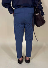 Carica l&#39;immagine nel visualizzatore di Gallery, Pantalone Gabardina I sigaretta
