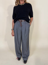 Carica l&#39;immagine nel visualizzatore di Gallery, Pantalone Grigio | Ampio
