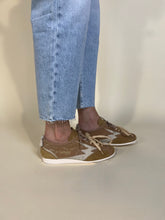 Load image into Gallery viewer, Sneakers Ikigai | Cognac | Moa Concept
