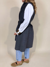 Carica l&#39;immagine nel visualizzatore di Gallery, Gilet Grey | Wool
