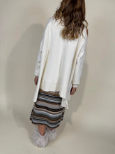 Carica l&#39;immagine nel visualizzatore di Gallery, Maxi Maglia Cut | Più colori
