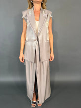Load image into Gallery viewer, Gilet satinato I TAUPE
