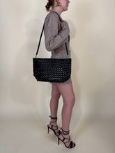 Load image into Gallery viewer, Maxi Pochette Intreccio

