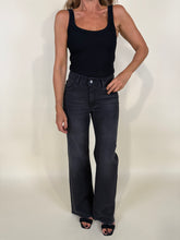 Carica l&#39;immagine nel visualizzatore di Gallery, Jeans Strass | Black
