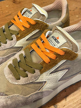 Load image into Gallery viewer, Sneakers Colors | MOA Concept
