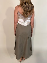 Carica l'immagine nel visualizzatore di Gallery, Gonna Safari | Più colori
