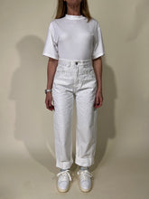 Carica l&#39;immagine nel visualizzatore di Gallery, Jeans bianchi I con cristalli
