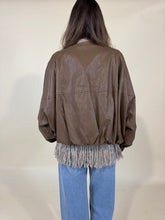 Load image into Gallery viewer, Bomber ecopelle Taupe
