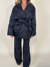 Load image into Gallery viewer, Piumino Rock | Vera Piuma
