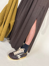 Load image into Gallery viewer, Sneakers Kobe | Dark Brown | MOACONCEPT
