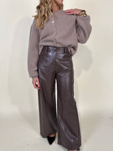 Carica l&#39;immagine nel visualizzatore di Gallery, Cardigan Soft | Baby Alpaca | Più colori
