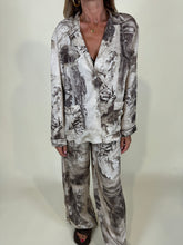 Load image into Gallery viewer, Camicia kimono I in fantasia
