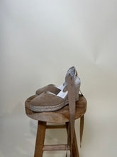 Carica l&#39;immagine nel visualizzatore di Gallery, Espadrillas Melilla
