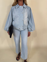 Carica l'immagine nel visualizzatore di Gallery, Bomber Marlon | Denim Sky Blue
