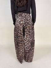 Carica l'immagine nel visualizzatore di Gallery, Denim Leo | Oversize
