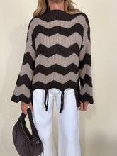 Load image into Gallery viewer, Maglia Frangia | Righe
