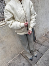 Carica l'immagine nel visualizzatore di Gallery, Bomber Ice | Più colori Hinnominate
