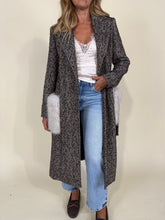 Load image into Gallery viewer, Cappotto Spiga | Ecopelliccia
