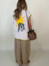Carica l'immagine nel visualizzatore di Gallery, Gilet Embroidery
