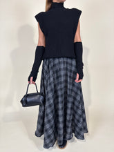 Carica l&#39;immagine nel visualizzatore di Gallery, Maglia Manicotti | Lana &amp; Alpaca | Più colori
