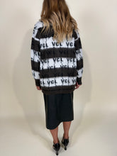 Load image into Gallery viewer, Cardigan long I a righe
