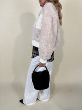 Carica l&#39;immagine nel visualizzatore di Gallery, Ecopelliccia Romane | Panna
