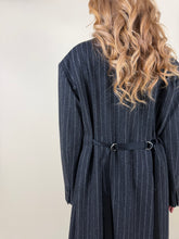 Load image into Gallery viewer, Cappotto lungo Gessato | Lana &amp; seta
