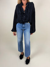 Carica l'immagine nel visualizzatore di Gallery, Camicia dark black | Viscosa e lana
