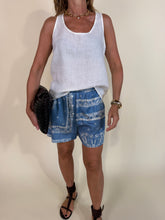 Load image into Gallery viewer, Shorts Fever | Azzurro
