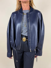 Carica l'immagine nel visualizzatore di Gallery, Bomber in ecopelle Blue Nights
