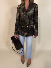 Carica l'immagine nel visualizzatore di Gallery, Blazer Camouflage
