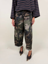 Carica l'immagine nel visualizzatore di Gallery, Pantalone military | Con cintura
