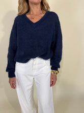 Load image into Gallery viewer, Maglia V I Mohair e Lana I Più colori
